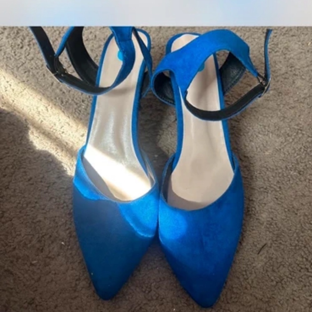 Women's Vibrant Blue Pointed-Toe Ankle-Strap Heels
